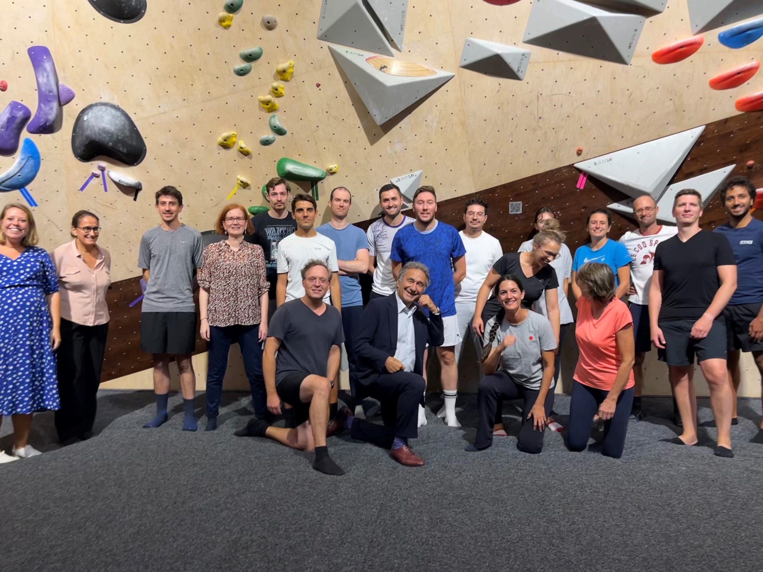 Team-building at the Climbing District